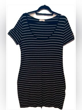 Calvin Klein Black & White Stripe Mini Dress Minimalist Bodycon Chic Size 12